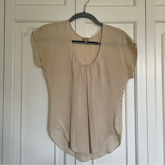 Aritzia Babaton Silk Top - Picture 2 of 4